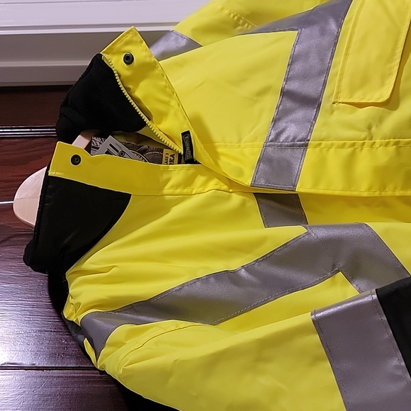 OccuNomix Premium Insulated Cold Weather Parka NWT - Picture 2 of 16